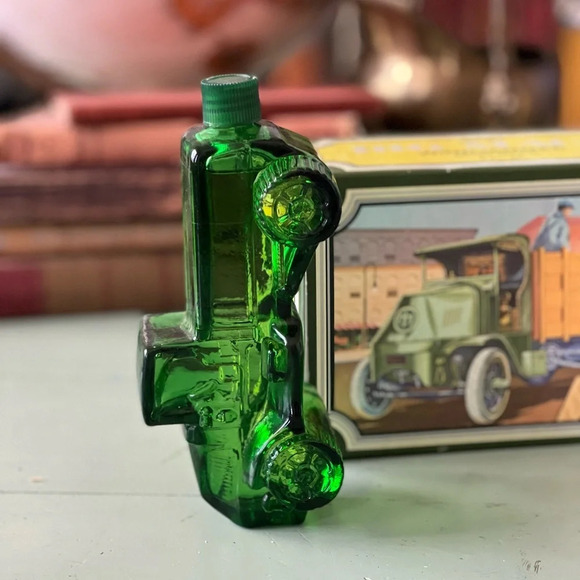 Vintage Avon 1973 Unused Full Big Mack Truck Windjammer After Shave 6oz with Box - Picture 6 of 7